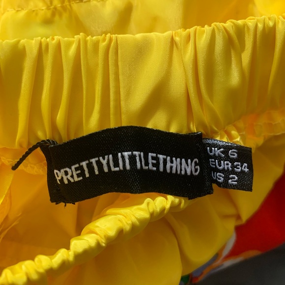 5 for 20 PrettyLittleThing neon yellow shell suit skirt NWT - Picture 3 of 6